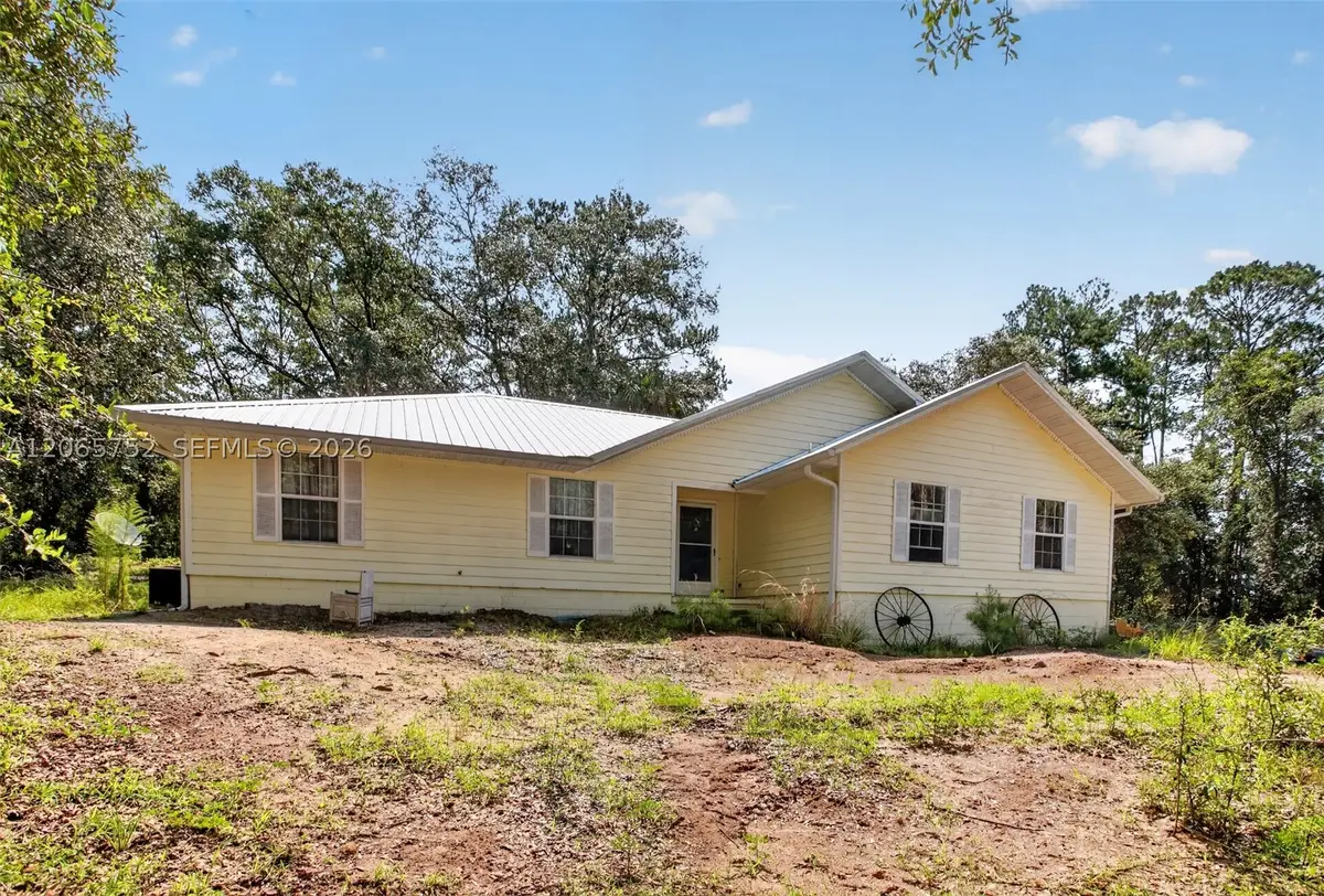 119 Ramsey Dr, Melrose, FL 32666 - #1