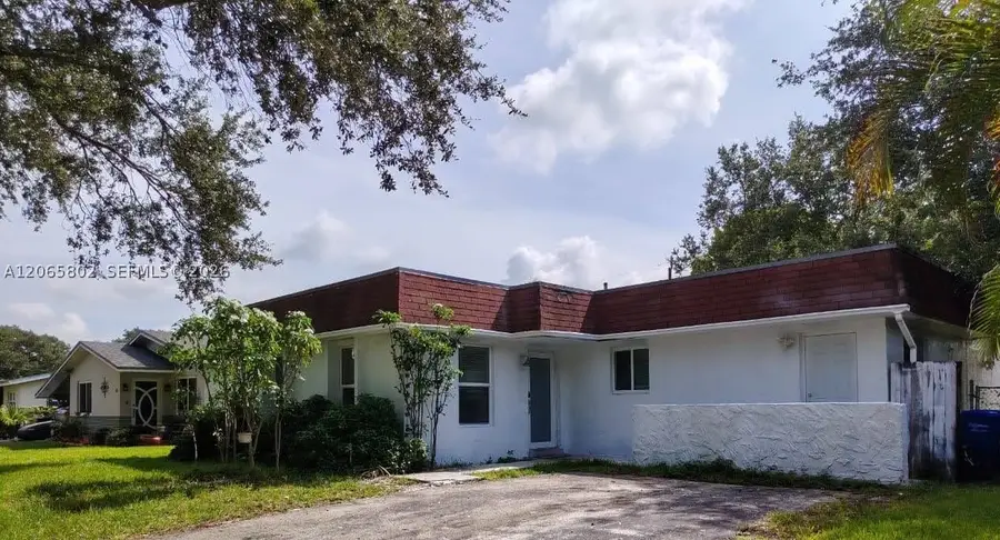 3141 N 73rd Ave, Hollywood, FL 33024 - #3