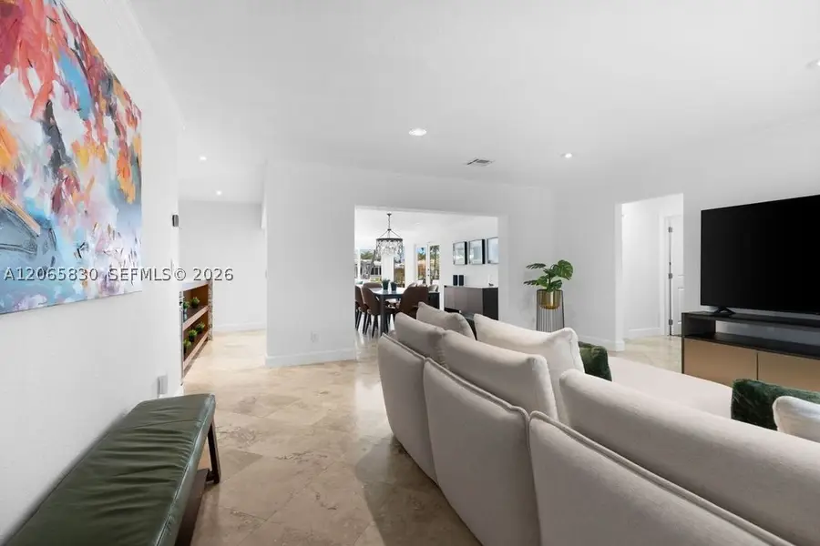 261 SE 4th St, Pompano Beach, FL 33060 - #2