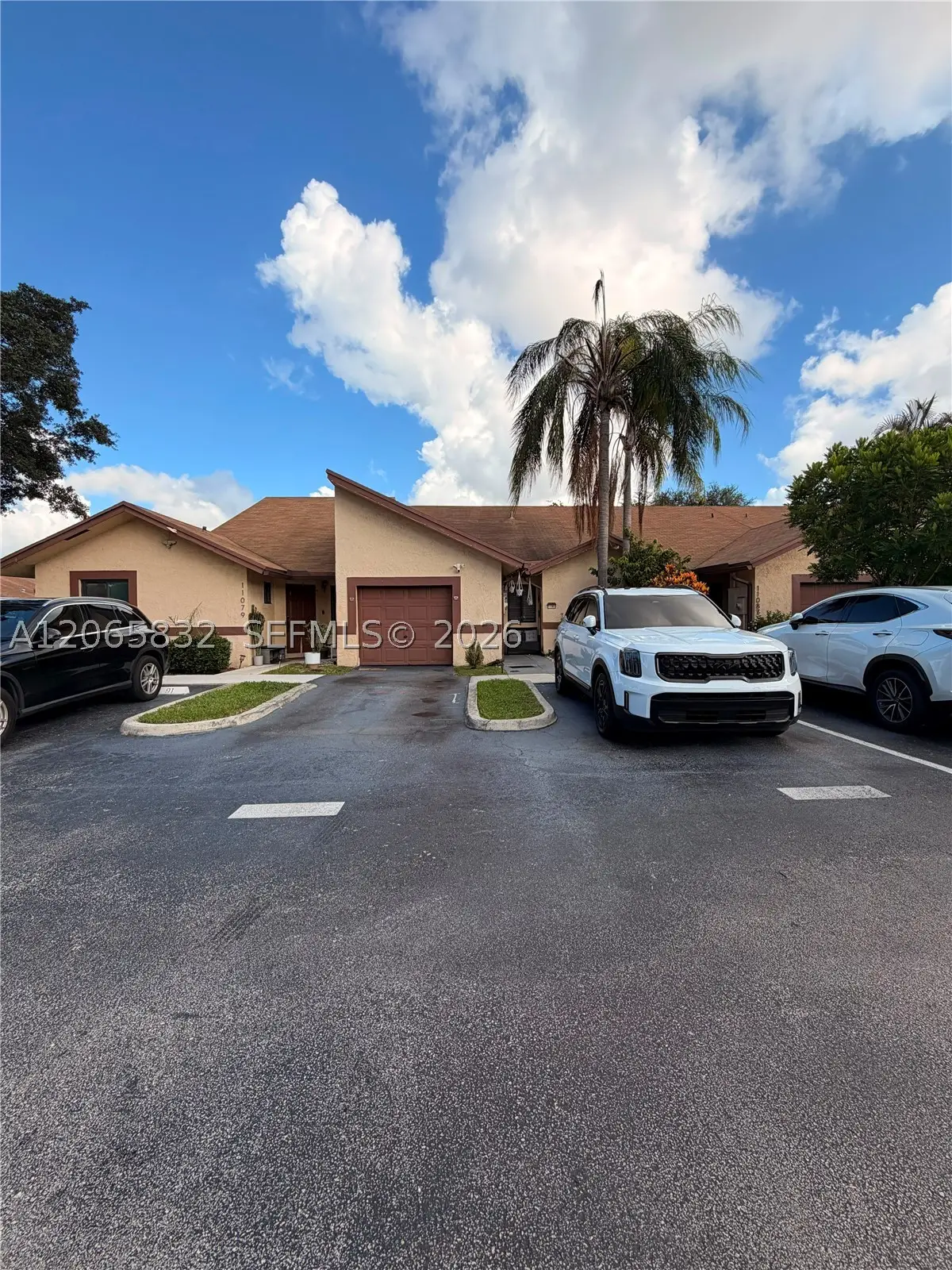11083 NW 38th Pl, Sunrise, FL 33351 - #1
