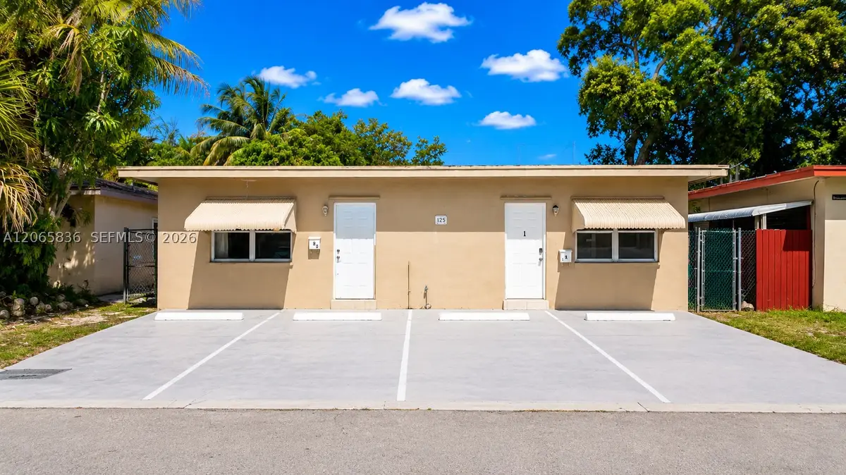 125 SE 2nd Ter, Hallandale Beach, FL 33009 - #1