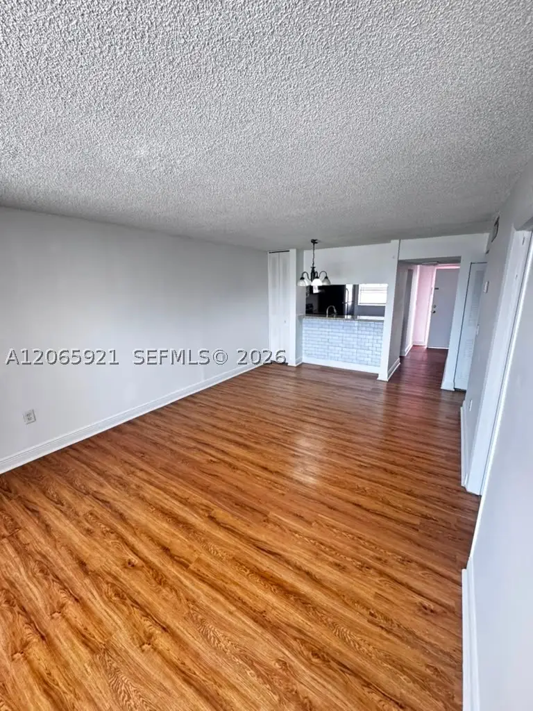 Address Withheld By Seller, Miami, FL 33157 - #3