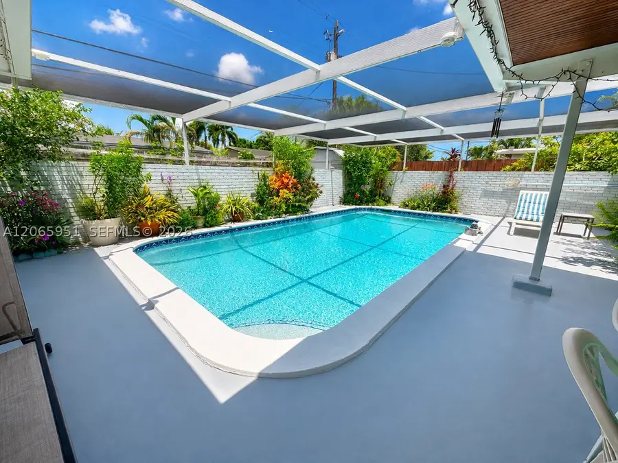 201 NE 57th Ct, Oakland Park, FL 33334 - #2