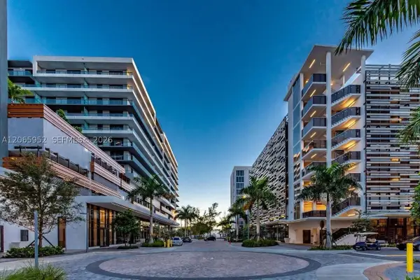 2920 NE 207th St #801, Aventura, FL 33180