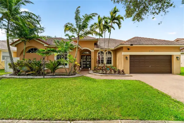 12617 NW 23rd St, Pembroke Pines, FL 33028