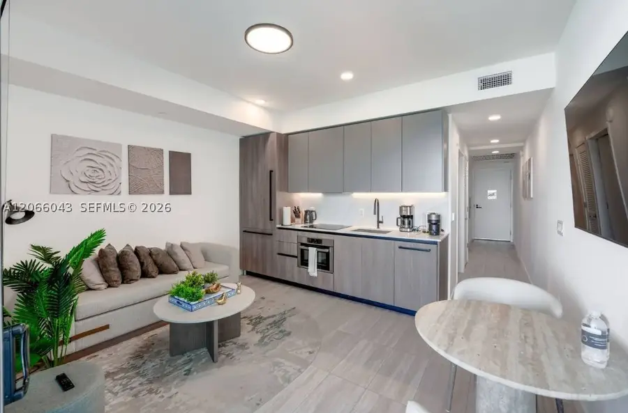 580 72nd St #1203, Miami Beach, FL 33141 - #3