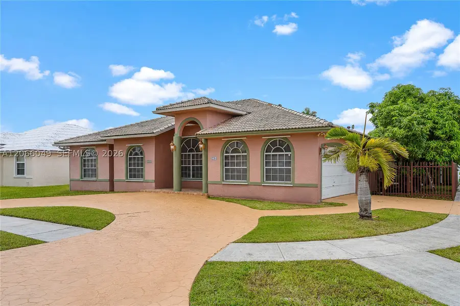 2204 SW 142nd Ct, Miami, FL 33175 - #2