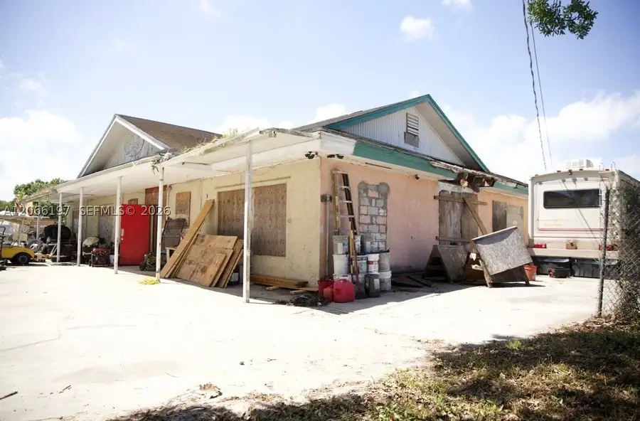 603 S 33rd St, Fort Pierce, FL 34947 - #2