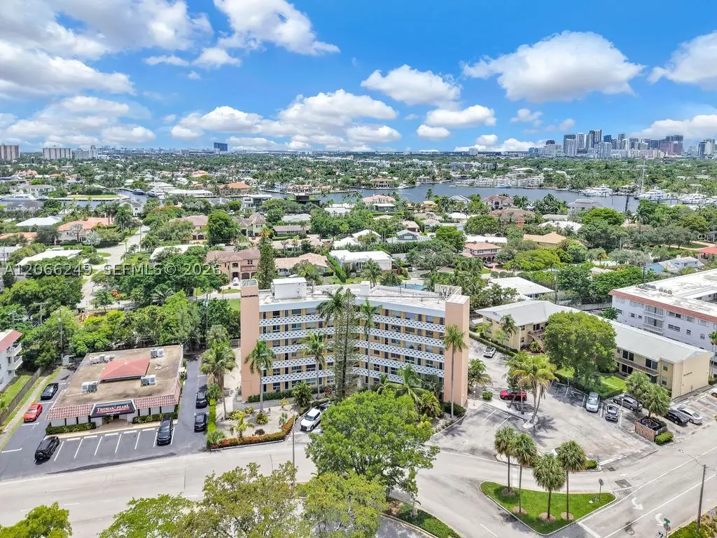 2400 NE 9th St #201, Fort Lauderdale, FL 33304 - #1