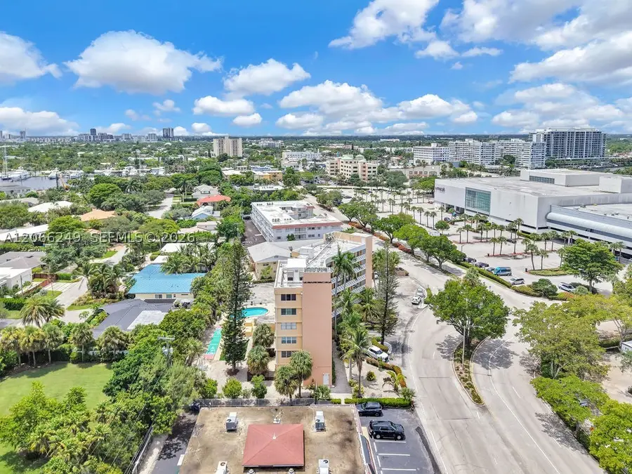 2400 NE 9th St #201, Fort Lauderdale, FL 33304 - #2