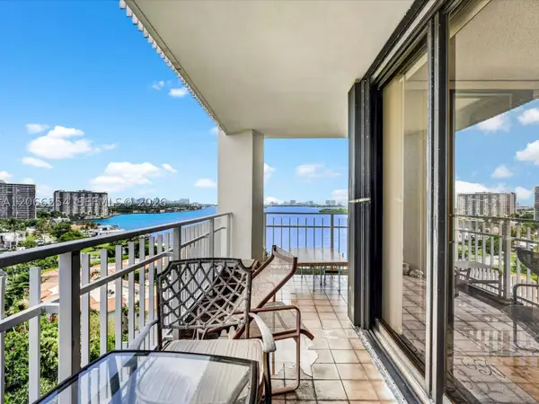 4000 Towerside Ter #1407, Miami, FL 33138