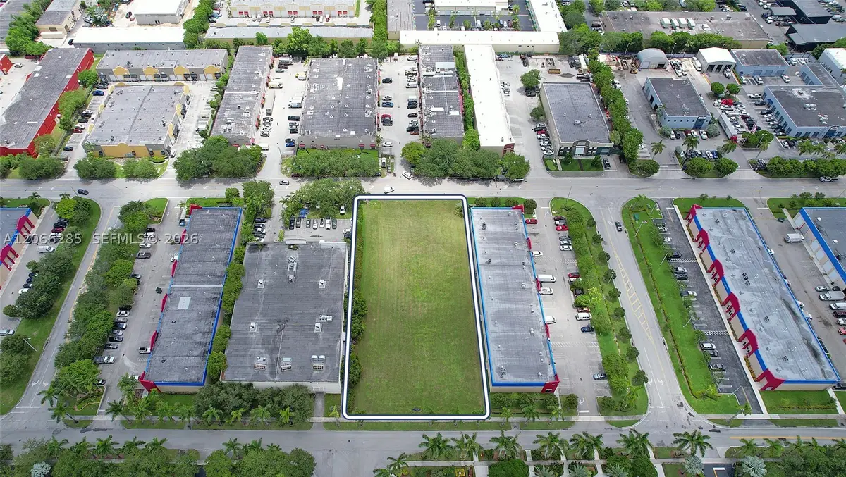 14180 SW 143 Rd Ct, Miami, FL 33186 - #1