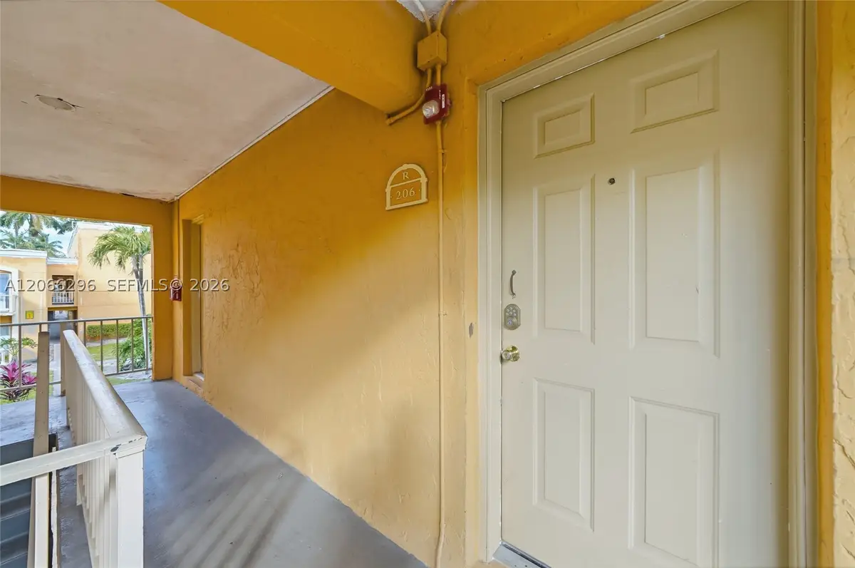 17901 NW 68th Ave #R206, Hialeah, FL 33015 - #1