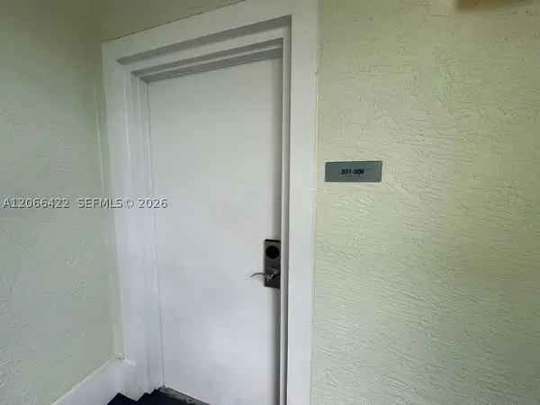 5300 NW 87th Ave #307, Doral, FL 33178