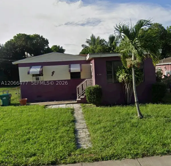 3370 NW 214 St, Miami, FL 33168