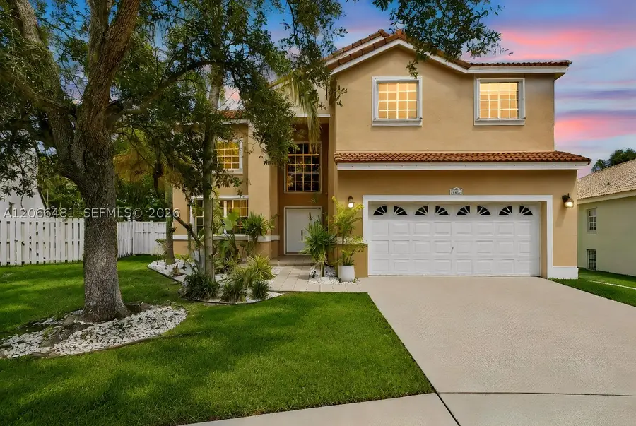 480 Cambridge Dr, Weston, FL 33326 - #2