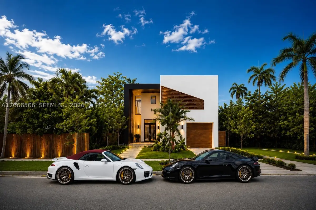 35 SW 22nd Rd, Miami, FL 33129 - #1