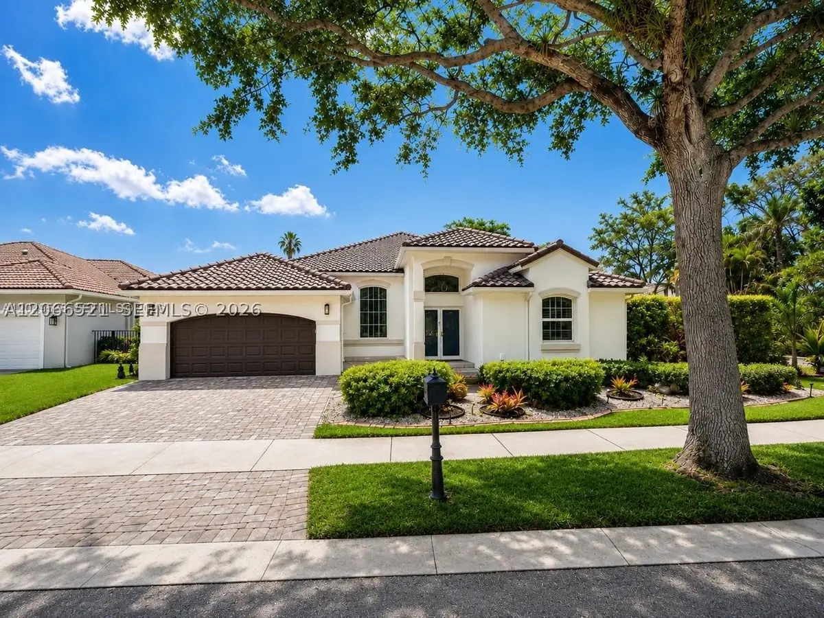 2616 Oakbrook Ct, Weston, FL 33332 - #1