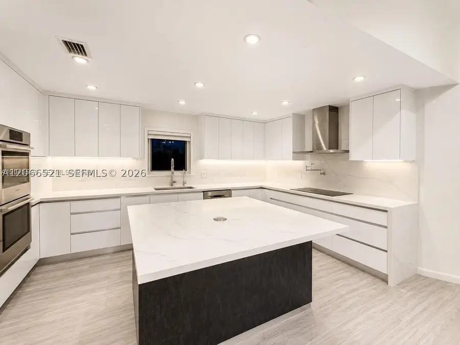 2616 Oakbrook Ct, Weston, FL 33332 - #3