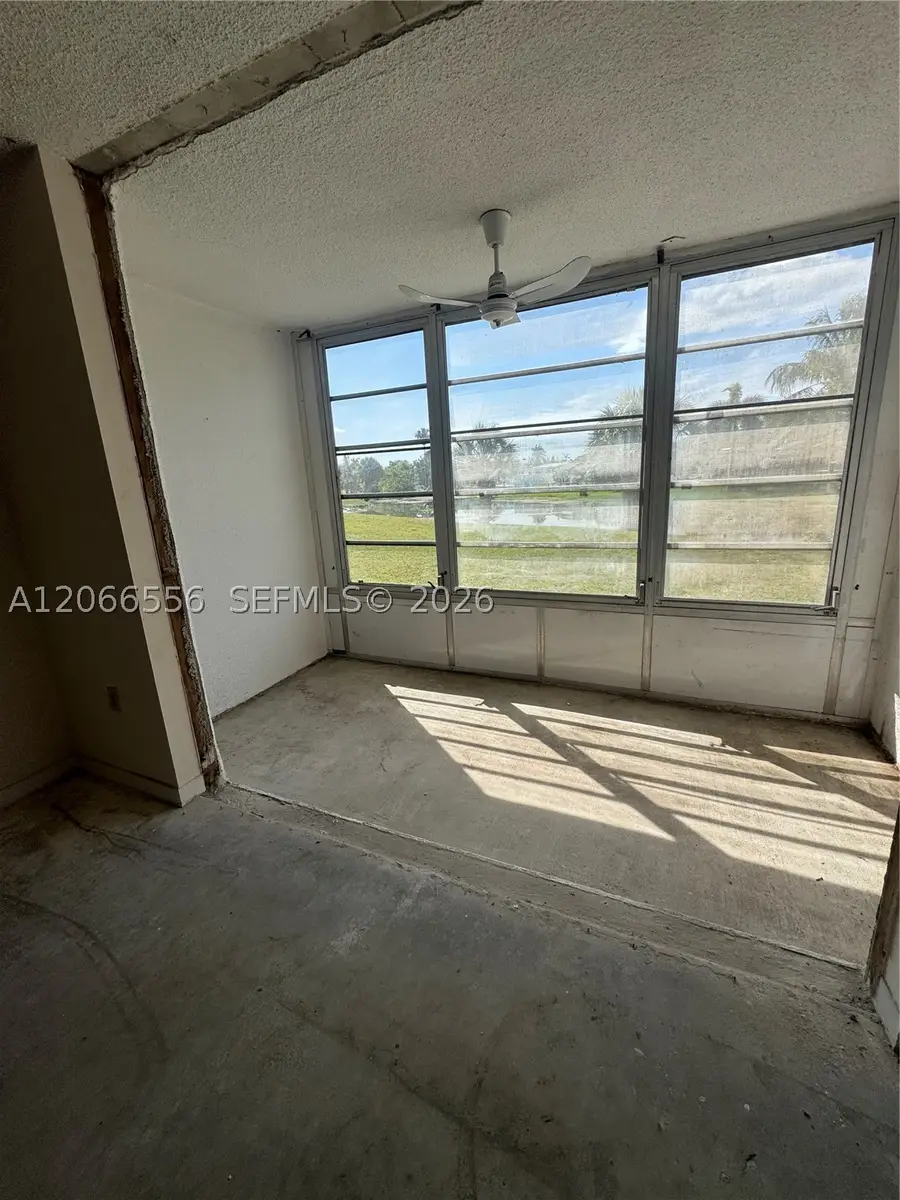 8325 Sunrise Lakes Blvd #112, Sunrise, FL 33322 - #3