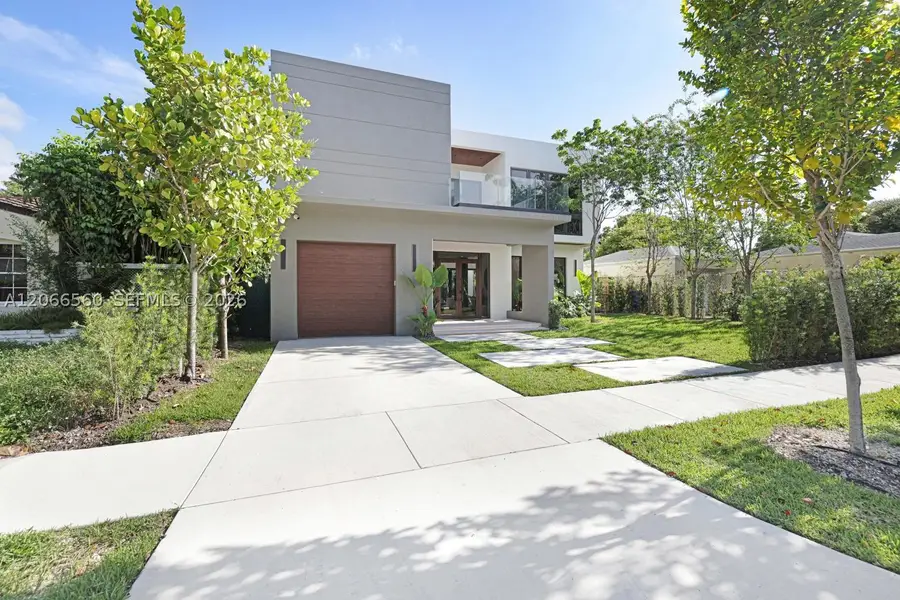 685 NE 81st St, Miami, FL 33138 - #2