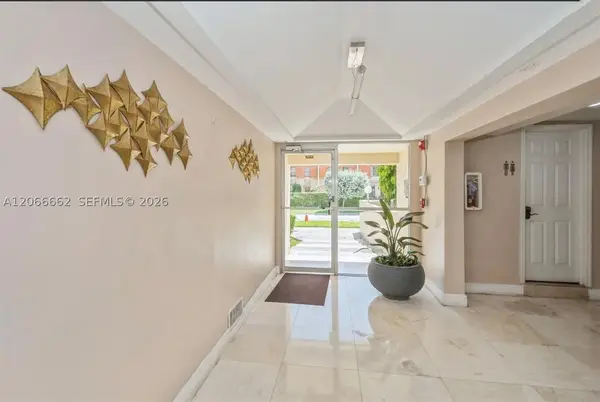 Address Withheld By Seller, North Miami Beach, FL 33160