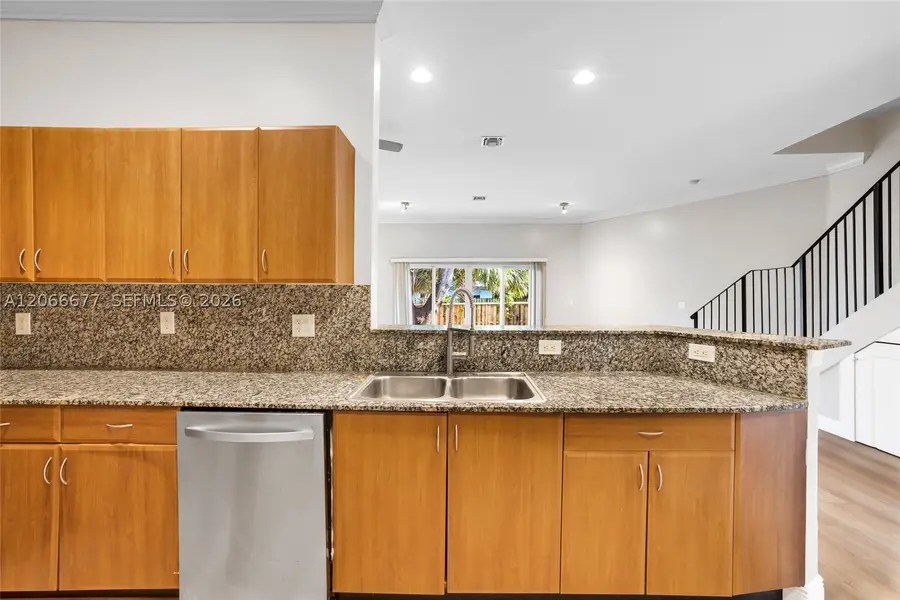 2929 SW 18th Terrace, Fort Lauderdale, FL 33315 - #3