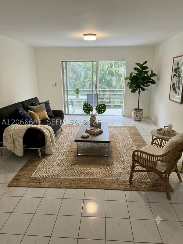 1445 Atlantic Shores Blvd #206, Hallandale Beach, FL 33009