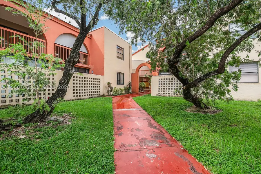 10245 NW 9th St Cir #102-9, Miami, FL 33172 - #2