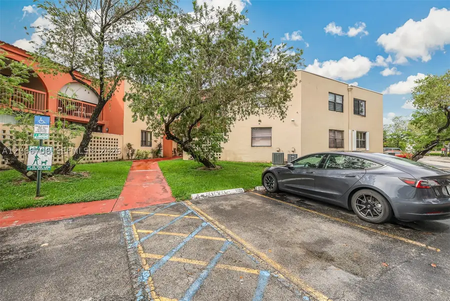 10245 NW 9th St Cir #102-9, Miami, FL 33172 - #3