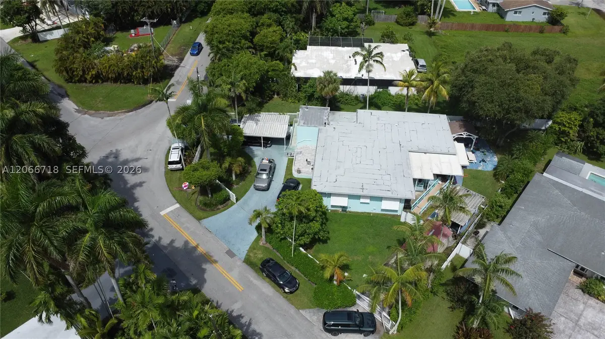 405 NE 150th St, Miami, FL 33161 - #1