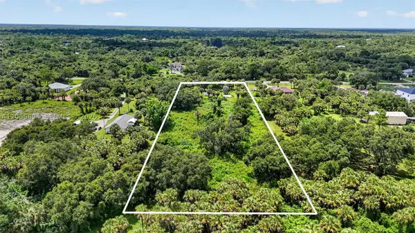 2961 28 Ave Se, Naples, FL 34117