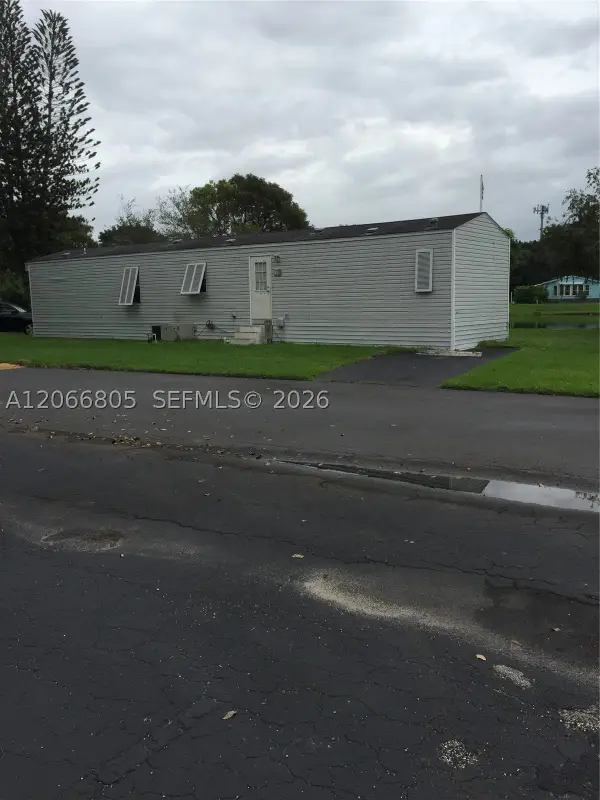 Address Withheld By Seller, Homestead, FL 33034