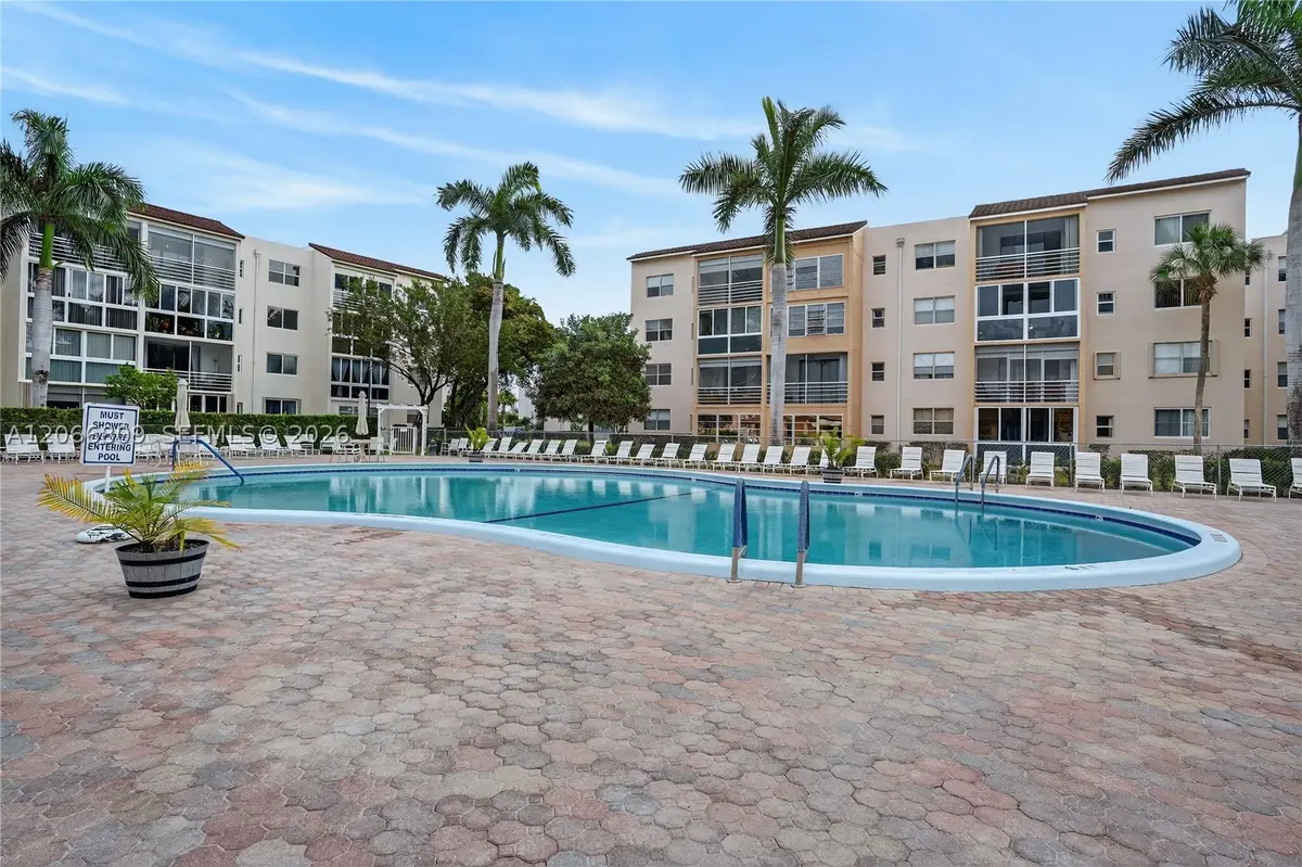 2821 Somerset Dr #317, Lauderdale Lakes, FL 33311 - #1