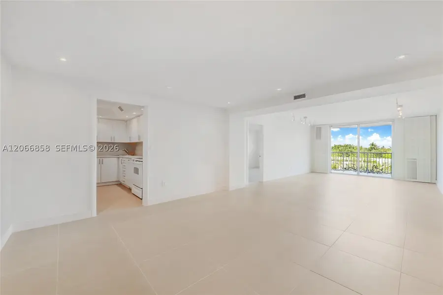 210 Sea View Dr #409, Key Biscayne, FL 33149 - #3