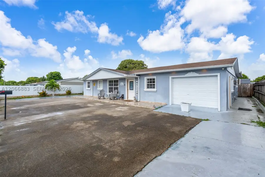 20514 NW 44th Pl, Miami Gardens, FL 33055 - #3