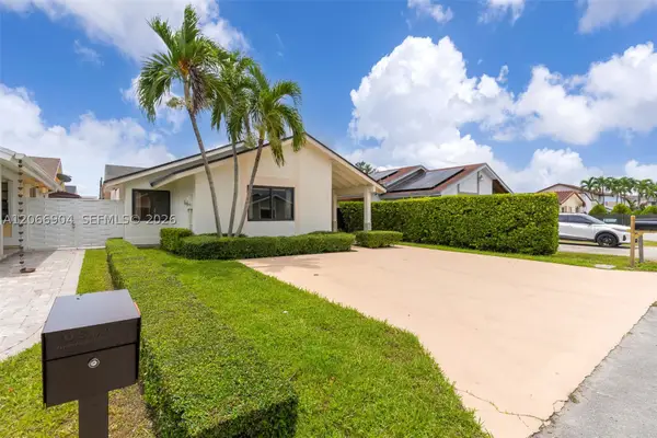 12480 SW 9th St, Miami, FL 33184