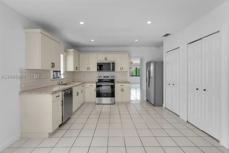 12480 SW 9th St, Miami, FL 33184 - #3