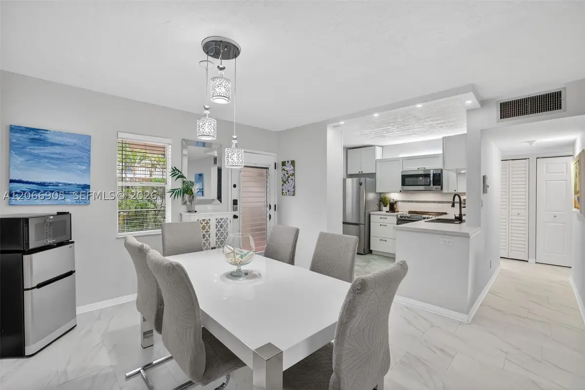 2801 Somerset Dr #205, Lauderdale Lakes, FL 33311 - #1