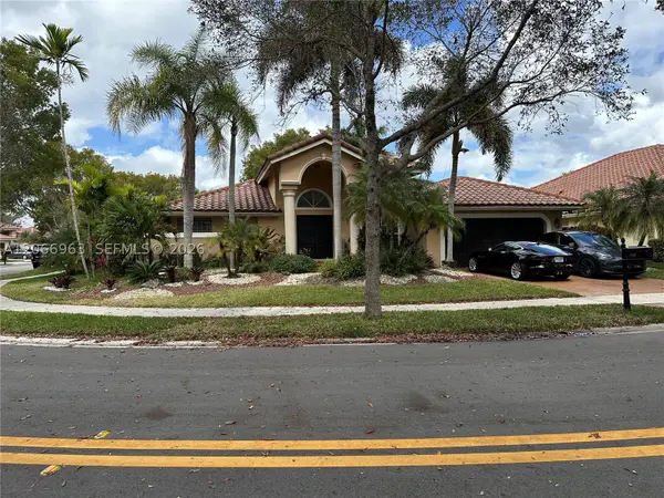 966 Spoonbill Cir, Weston, FL 33326