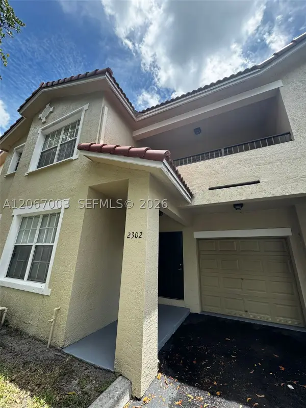 Address Withheld By Seller, North Lauderdale, FL 33068