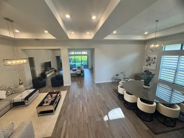 9296 Porto Way, Parkland, FL 33076