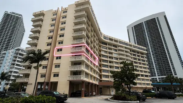 1825 S Ocean Dr #509, Hallandale Beach, FL 33009