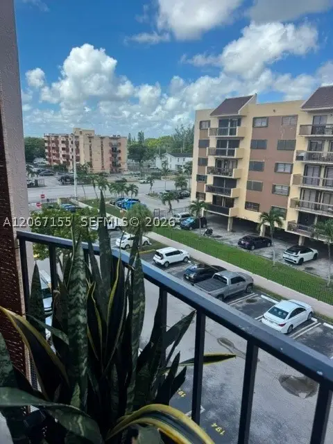 5201 NW 7th St #506, Miami, FL 33126 - #3