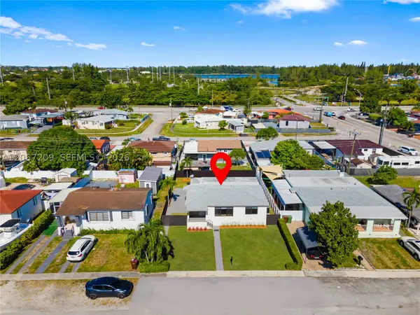 31 W 64th St, Hialeah, FL 33012
