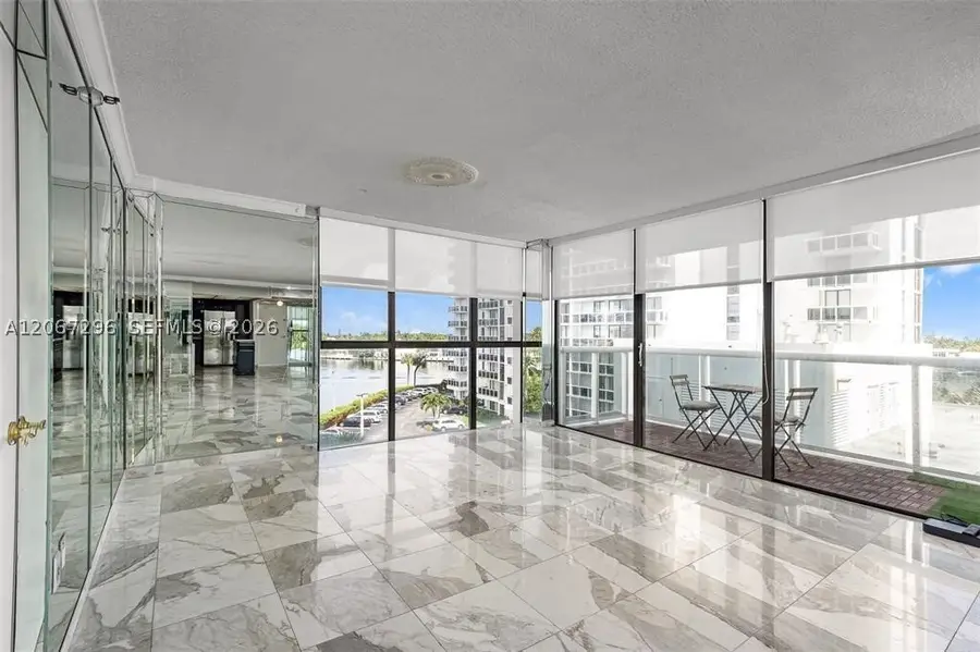 20505 E Country Club Dr #533, Aventura, FL 33180 - #3