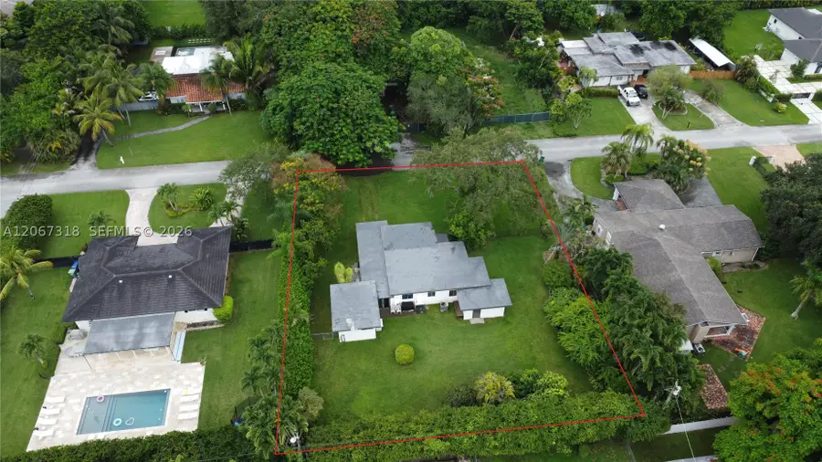 7050 SW 82nd Ct, Miami, FL 33143 - #2