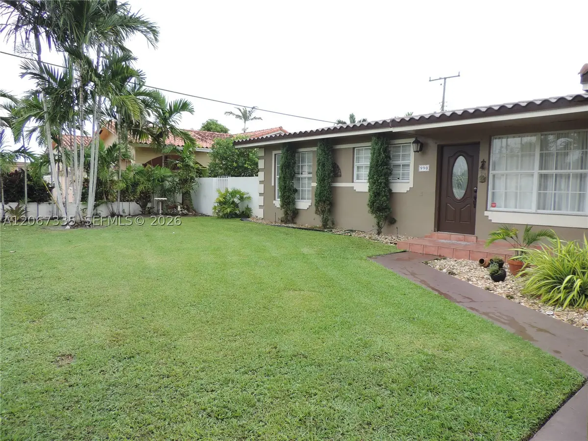 990 W 56th St, Hialeah, FL 33012 - #1
