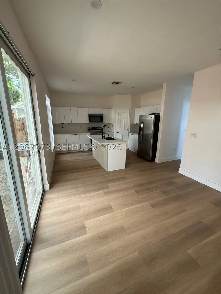 5606 NW 112th Psge, Doral, FL 33178 - #3