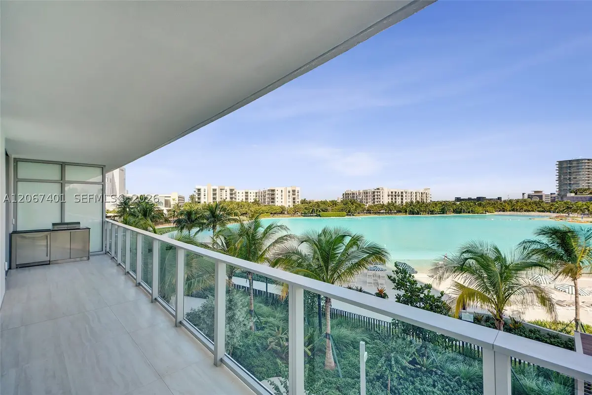2411 Laguna Circle #208, Miami, FL 33181 - #1